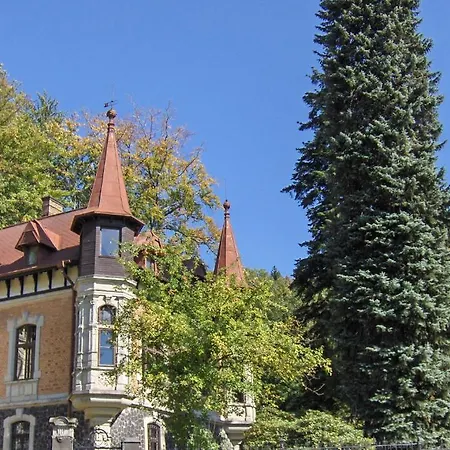 Pensjonat Romantic Chateau Krásná Lípa