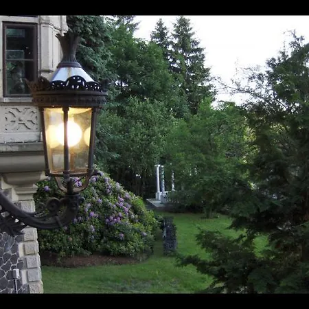 Πανσιόν Romantic Chateau
