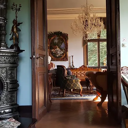 Pensjonat Romantic Chateau 3*