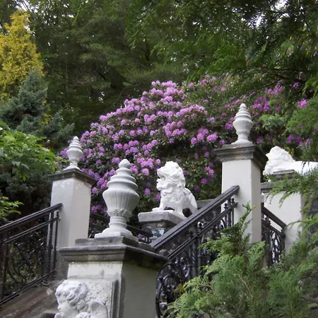 Romantic Chateau Krásná Lípa