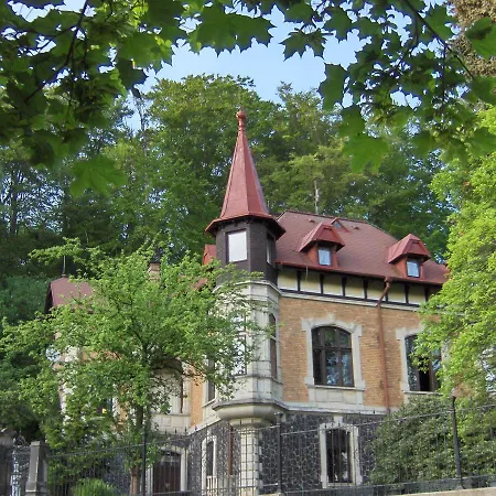 Penzion Romantic Chateau 3*