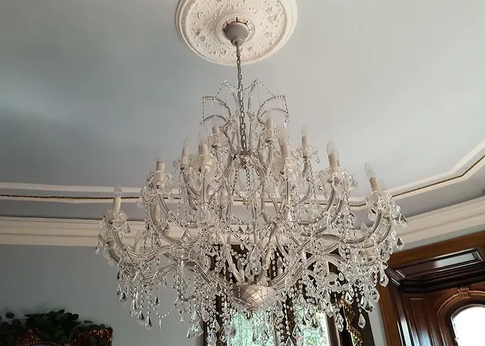 Pensionat Romantic Chateau 3*